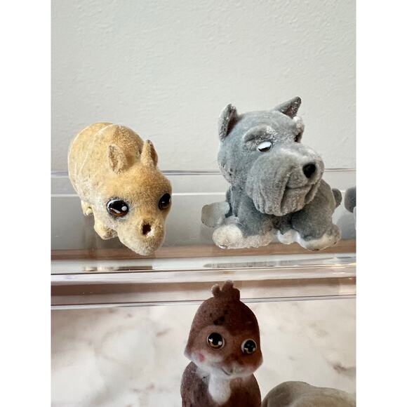 Vtg Puppy in My Pocket Newborn Care Center Playset w/various figures 2009 MEG - Picture 9 of 15